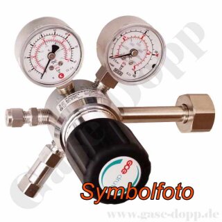 Flaschendruckminderer BS341 No.3  - Anschluss G 5/8" AG BS341 No.3 - 200 bar 1-stufig bis 14 bar regelbar - Ausgang 1/4" NPT IG - Eingang Rechts - FKM - Messing verchromt 6.0 - GCE Druva CPLH0SJ