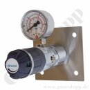 Labor Entnahmedruckminderer auf Wandplatte mit Absperrventil - Messing verchromt - max. 50 bar / 0,5 - 10,0 bar regelbar - Eingang 1/4" NPT IG oben - Ausgang 1/4" NPT IG unten - FKM - GCE DRUVA PLCIVBCWMCPEXD2NB101N14FN14F0