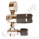 Labor Entnahmedruckminderer Basisversion mit Absperr- & Regulierventil - Edelstahl - max. 50 bar / bis 10,5 bar regelbar - Eingang G 3/8" IG hinten - Ausgang 1/4" NPT IG unten - GCE DRUVA PLCIVSS