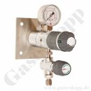 Labor Entnahmedruckminderer auf Wandplatte mit Absperr- & Regulierventil - max. 50 bar / 0,1 - 1,5 bar regelbar - Eingang 6 mm KRV oben - Ausgang 6 mm KRV unten - FKM - Messing verchromt  - GCE DRUVA PLCIVBCWMCP